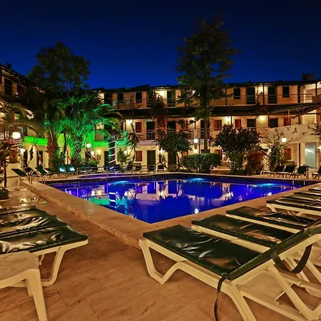 Bleu Nuit Otel 4*