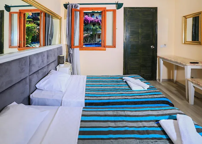 Hotel Bleu Nuit 4*