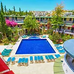 فندق Bleu Nuit 4*