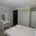 فندق Bleu Nuit 4*